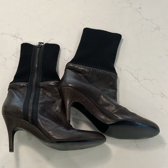 Stella McCartney vegan leather boots with sock upper - Picture 3 of 12